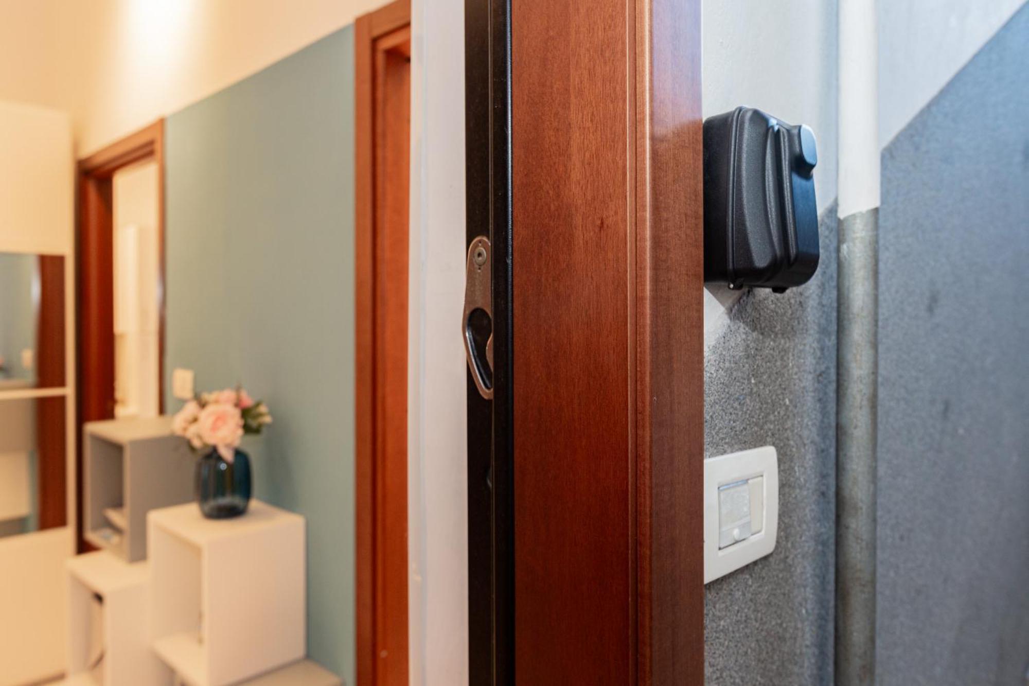 Lambrate22 Cozy Apartment In Milan Bagian luar foto